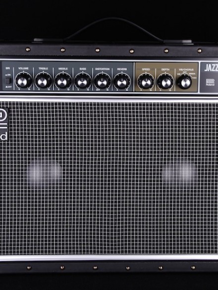 JAZZ CHORUS 40W 2X10 STEREO GT R AMP